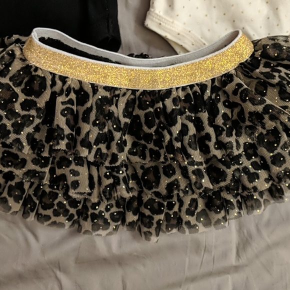 Onesie and tutu set - Picture 3 of 4